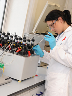 Laboratory scientist